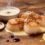 Coquilles Saint-Jacques à la bretonne : la recette fondante qui régale tout le monde