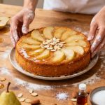 Ce gâteau aux poires est le préféré de Julie Andrieu : Simple, parfumé et inratable